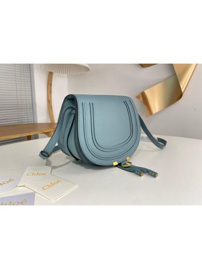 Chloe Marcie Medium Saddle Shoulder Crossbody Bag Light Blue Grained Calfskin - Detail view 2