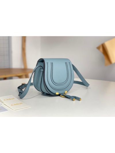 Chloe Marcie Small Saddle Shoulder Crossbody Bag Light Blue Grained Calfskin - Detail view 2