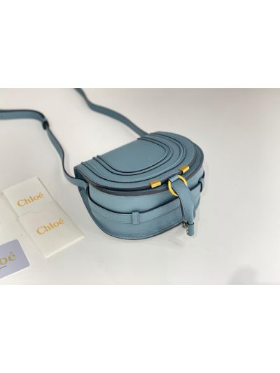 Chloe Marcie Small Saddle Shoulder Crossbody Bag Light Blue Grained Calfskin - Detail view 5