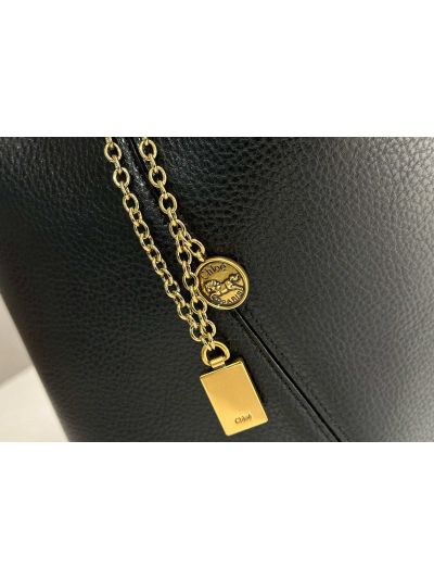 Chloe Medium Spin Tote Bag Black Grained Calfskin Leather - Detail view 4