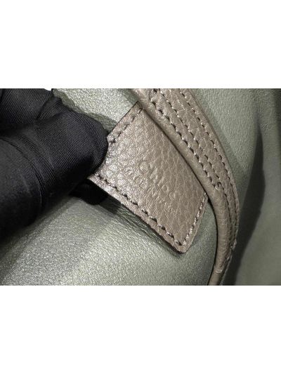 Chloe Medium Spin Tote Bag Gray Grained Calfskin Leather - Detail view 9