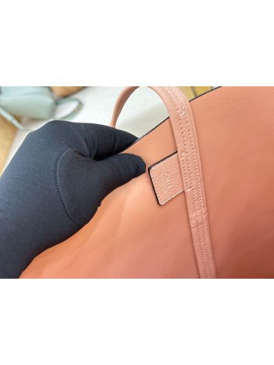 Chloe Medium Spin Tote Bag Light Pink Grained Calfskin Leather - Detail view 9