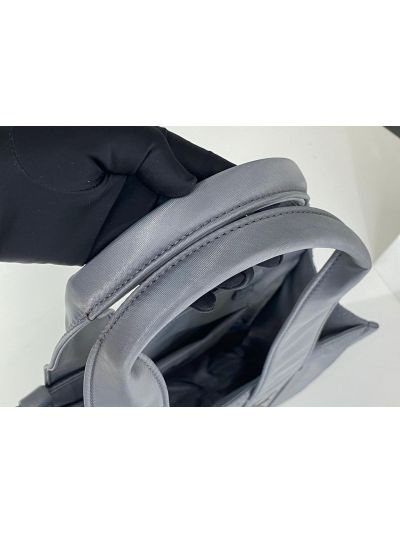 Chloe Medium Woody Nylon Top Handle Shoulder Bag Grey - Detail view 4