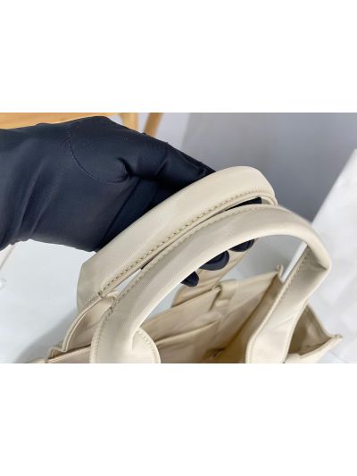 Chloe Medium Woody Nylon Top Handle Shoulder Bag Off White - Detail view 3