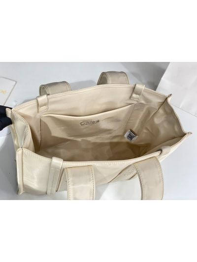 Chloe Medium Woody Nylon Top Handle Shoulder Bag Off White - Detail view 7