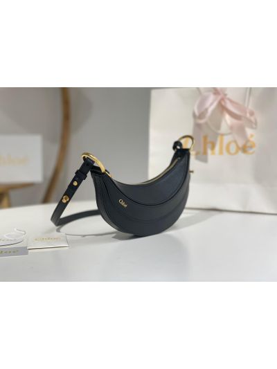 Chloe Mini Banana Shoulder Crossbody Bag Black Grained Leather - Detail view 3