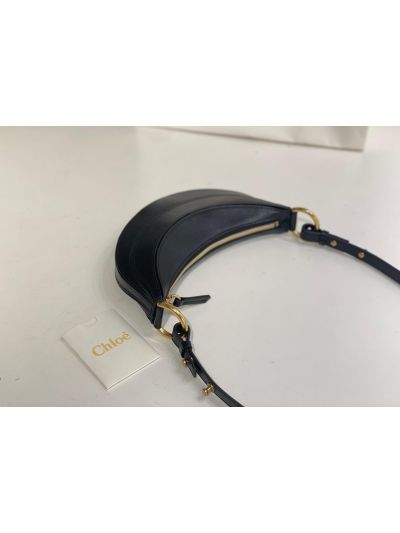 Chloe Mini Banana Shoulder Crossbody Bag Black Grained Leather - Detail view 6