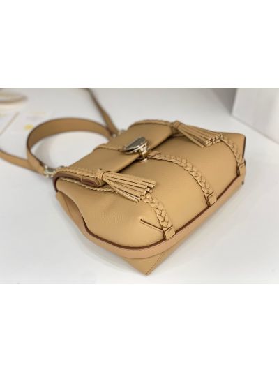 Chloe Penelope Medium Beige Soft Leather Flap Shoulder Crossbody Bag - Detail view 6