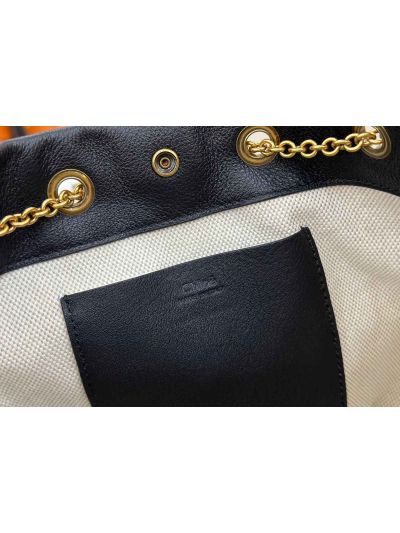 Chloe Small Bracelet Backpack Bag Black Grained Leather - Detail view 9