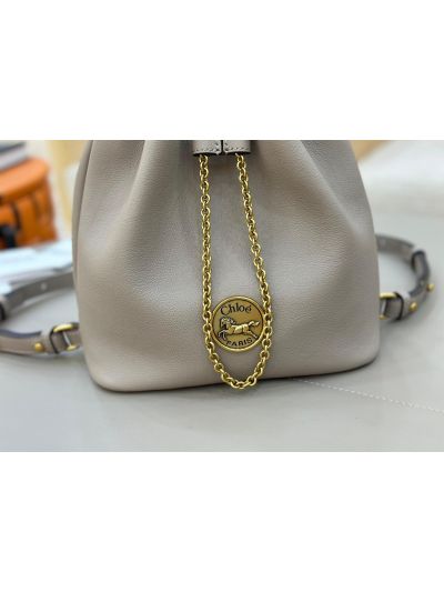 Chloe Small Bracelet Backpack Bag Gray Grained Leather - Detail view 2