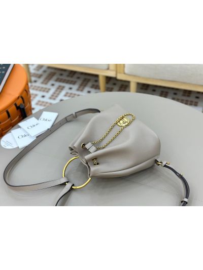 Chloe Small Bracelet Backpack Bag Gray Grained Leather - Detail view 4