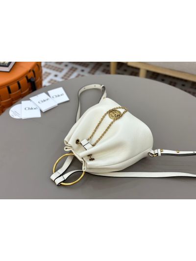Chloe Small Bracelet Backpack Bag White Grained Leather - Detail view 4
