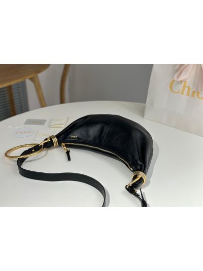 Chloe Small Bracelet Hobo Shoulder Crossbody Bag Black Grained Leather - Detail view 6