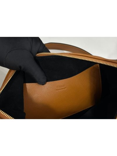 Chloe Small Bracelet Hobo Shoulder Crossbody Bag Brown Grained Leather - Detail view 9