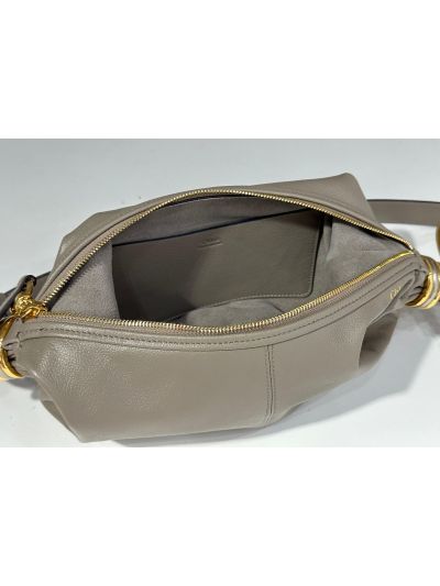 Chloe Small Bracelet Hobo Shoulder Crossbody Bag Gray Grained Leather - Detail view 8