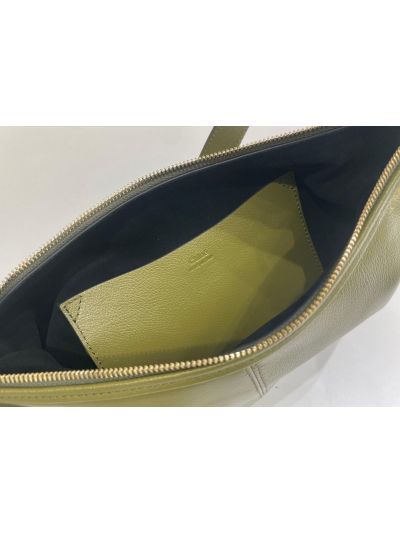 Chloe Small Bracelet Hobo Shoulder Crossbody Bag Green Grained Leather - Detail view 9