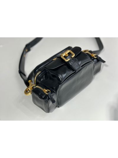 Chloe Small Camera Shoulder Crossbody Bag Black Shiny Leather - Detail view 5