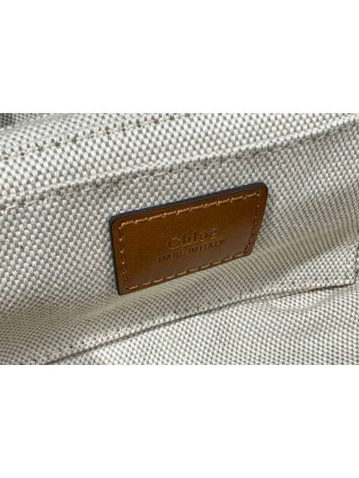 Chloe Small Camera Shoulder Crossbody Bag Brown Shiny Leather - Detail view 8