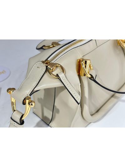 Chloe Small Paraty 24 Shoulder Crossbody Bag Off White Shiny Leather - Detail view 4