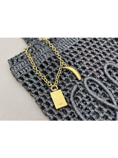 Chloe Small Raffia Summer Banana Tote Bag Black - Detail view 4