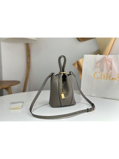 Chloe Small Spin Tote Bag Gray Grained Calfskin Leather - Detail view 3