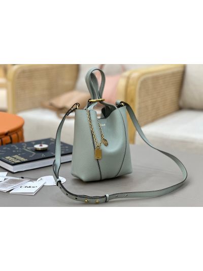 Chloe Small Spin Tote Bag Light Blue Grained Calfskin Leather - Detail view 3