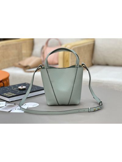 Chloe Small Spin Tote Bag Light Blue Grained Calfskin Leather - Detail view 5