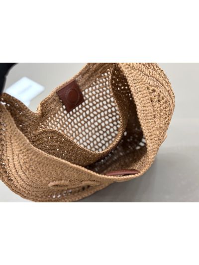 Chloe Summer Banana Raffia Hobo Shoulder Bag Beige - Detail view 7