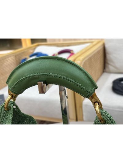 Chloe Summer Banana Raffia Hobo Shoulder Bag Green - Detail view 6