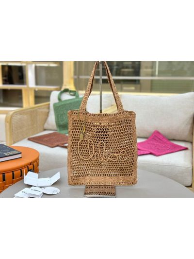 Chloe Summer Banana Tote Shoulder Bag Beige Raffia and Calfskin - Main view