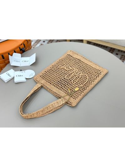 Chloe Summer Banana Tote Shoulder Bag Beige Raffia and Calfskin - Detail view 4