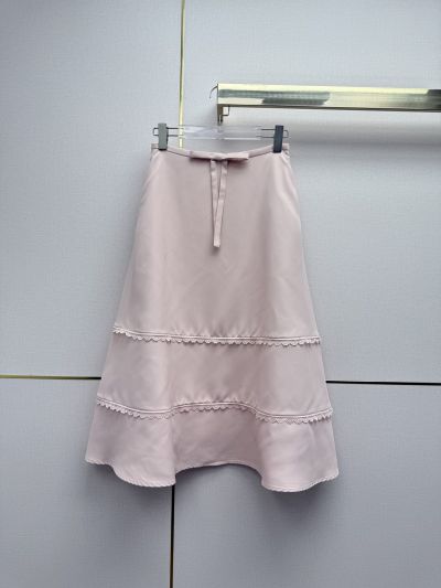 Dior Bow Contrast-Trim Skirt in Light Pink