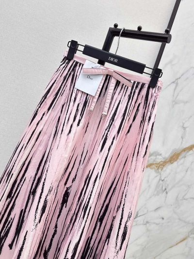 Dior Bow Pleated Skirt in Pink