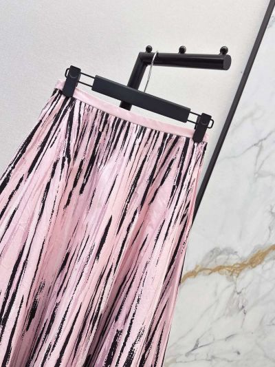 Dior Bow Pleated Skirt in Pink