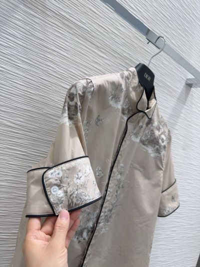 Dior Contrast-Trim Floral Blouse in Beige