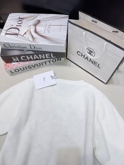 Dior Crew Neck Short Sleeve Knit Top in White