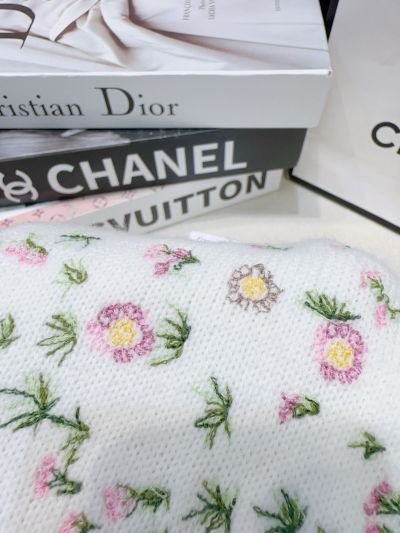 Dior Crew Neck Short Sleeve Knit Top in White