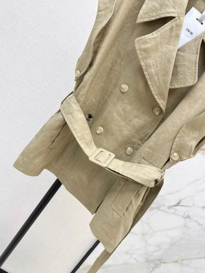 Dior Cropped Contrast-Trim Coat in Beige