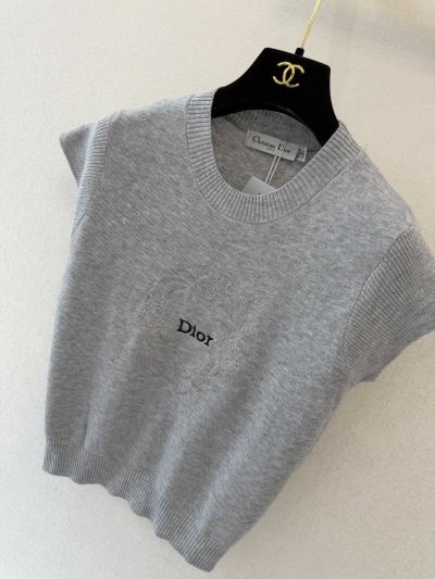 Dior Embroidered Crew Neck Knit Top in Grey