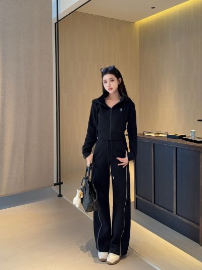 Dior Hooded Contrast-Trim Set in Black
