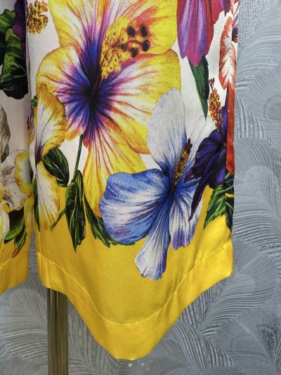 Dolce & Gabbana Silk Floral Pants in Multicolor