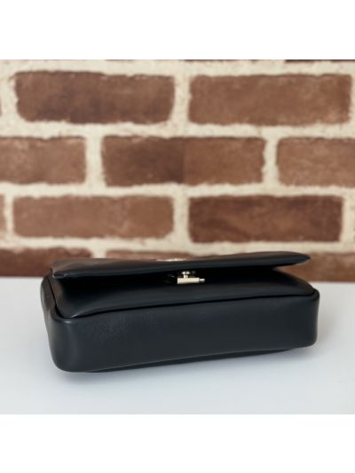 double-g-leather-shoulder-bag-in-black-rxgui292457-04
