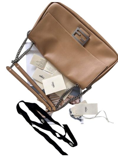 Fendi Large Baguette Chain Beige Leather Shoulder Crossbody Bag A8669 Beige 2523699