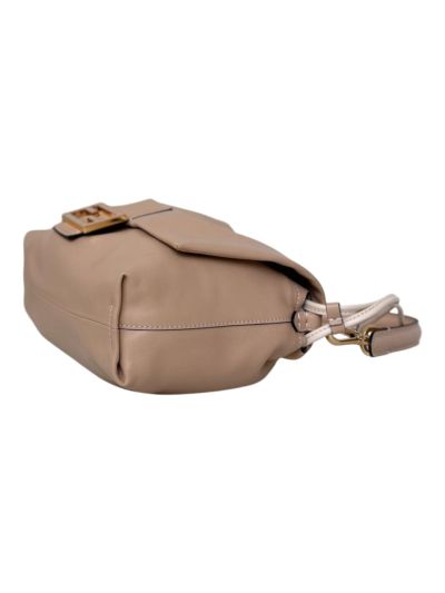 Fendi Mamma Baguette Medium Shoulder Crossbody Bag Beige Nappa Leather Beige 2523661