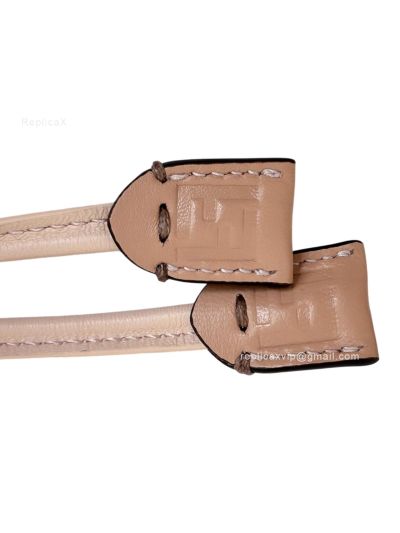 Fendi Mamma Baguette Medium Shoulder Crossbody Bag Beige Nappa Leather Beige 2523661