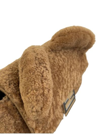 Fendi Teddy Bear Baguette Flap Shoulder Bag Brown Brown 2523677