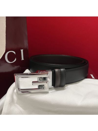 Gucci G Buckle Belt in Black
