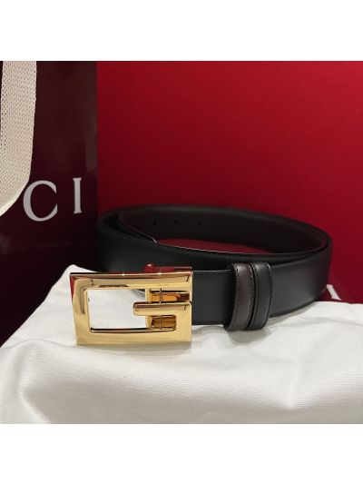Gucci G Buckle Belt in Black