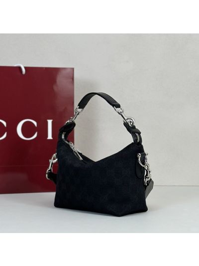 gg-canvas-chain-shoulder-bag-in-black-rxgui292545-02