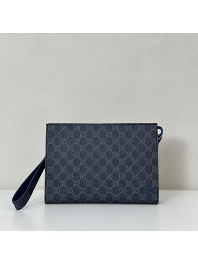 Gucci GG Canvas Clutch in Navy
